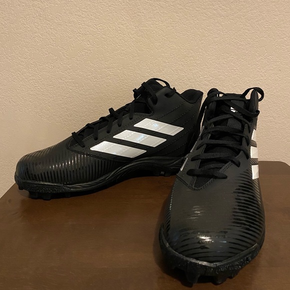 adidas traxion football shoes